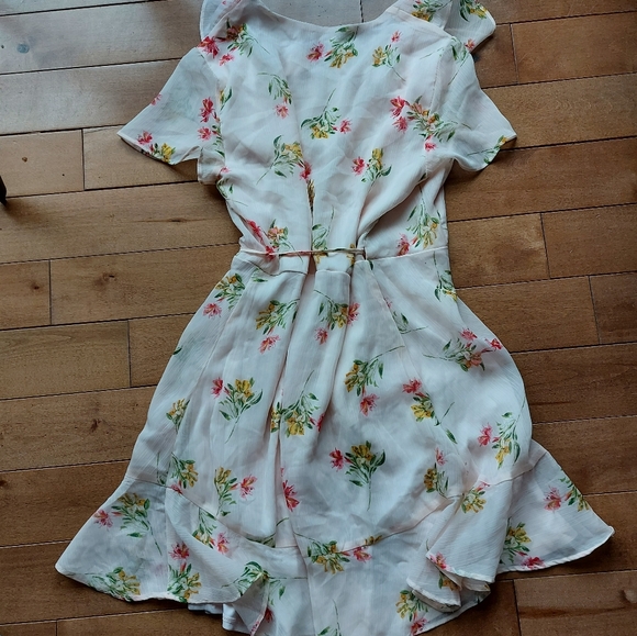 Lush Blousy Ruffle lightweight chiffon wrap dress - Picture 10 of 14